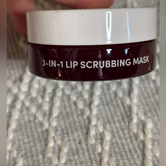 FitGlow Lip Serum Collection. Jam,Deep and Night w/ 3 in 1 Lip Mask and Tool. - Picture 4 of 11